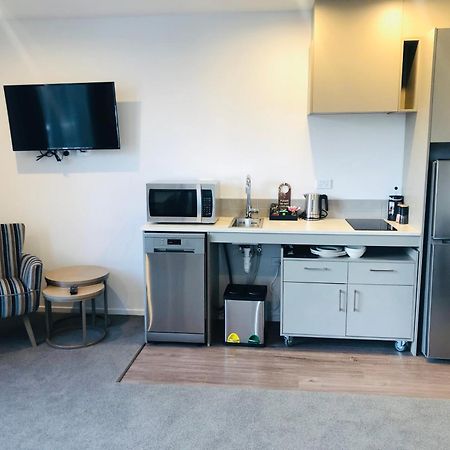 Ramada By Wyndham Queenstown Central Zewnętrze zdjęcie