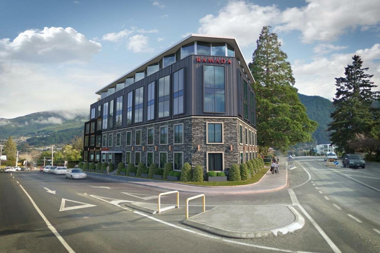 Ramada By Wyndham Queenstown Central Zewnętrze zdjęcie