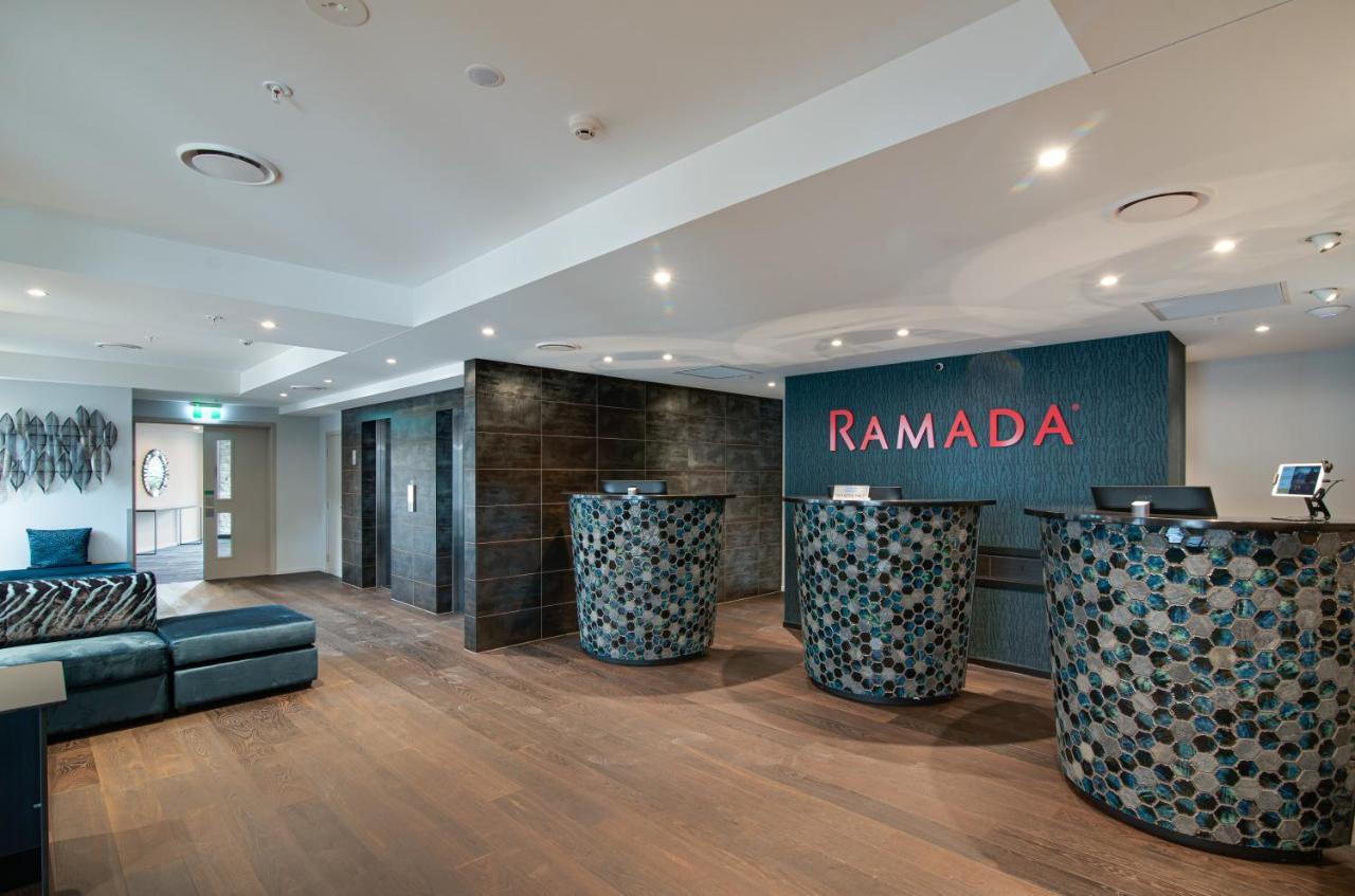 Ramada By Wyndham Queenstown Central Zewnętrze zdjęcie