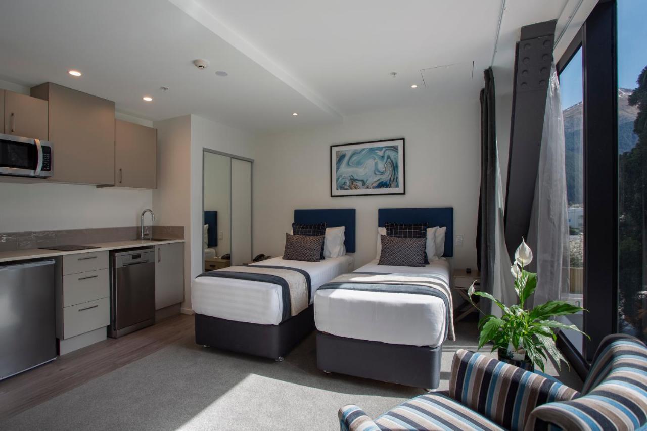 Ramada By Wyndham Queenstown Central Zewnętrze zdjęcie