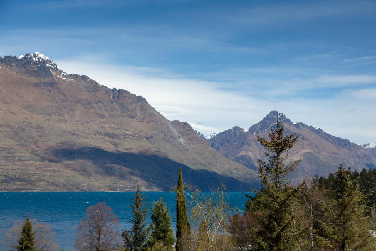 Ramada By Wyndham Queenstown Central Zewnętrze zdjęcie