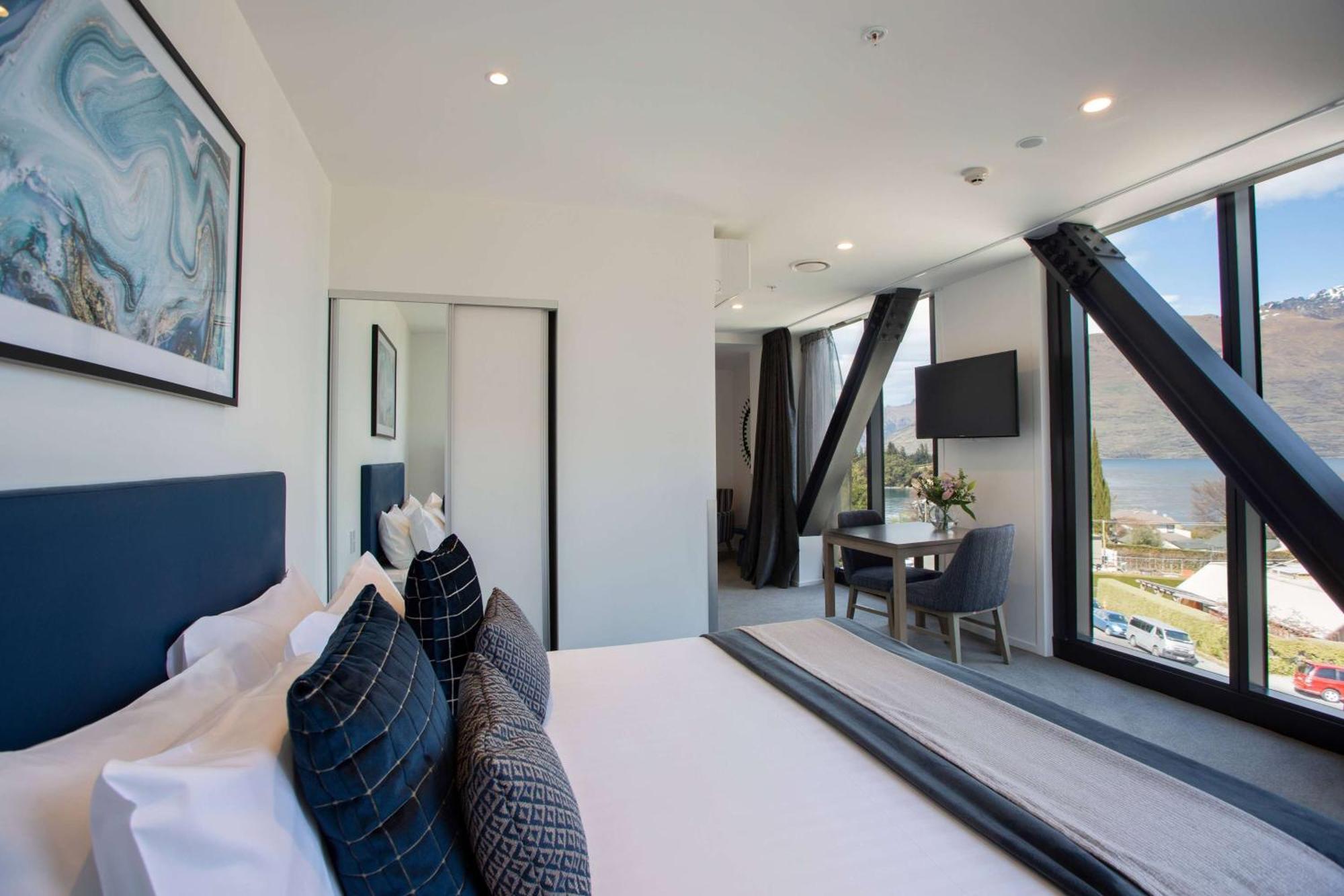 Ramada By Wyndham Queenstown Central Zewnętrze zdjęcie
